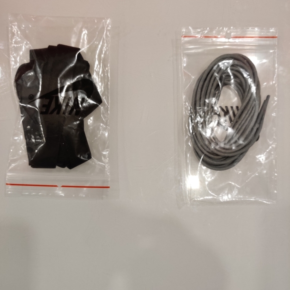 Nike x Sacai Undercover Night Maroon Team - Picture 3 of 5